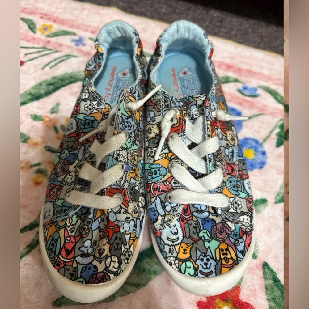 Bobs by Sketchers Dog Print